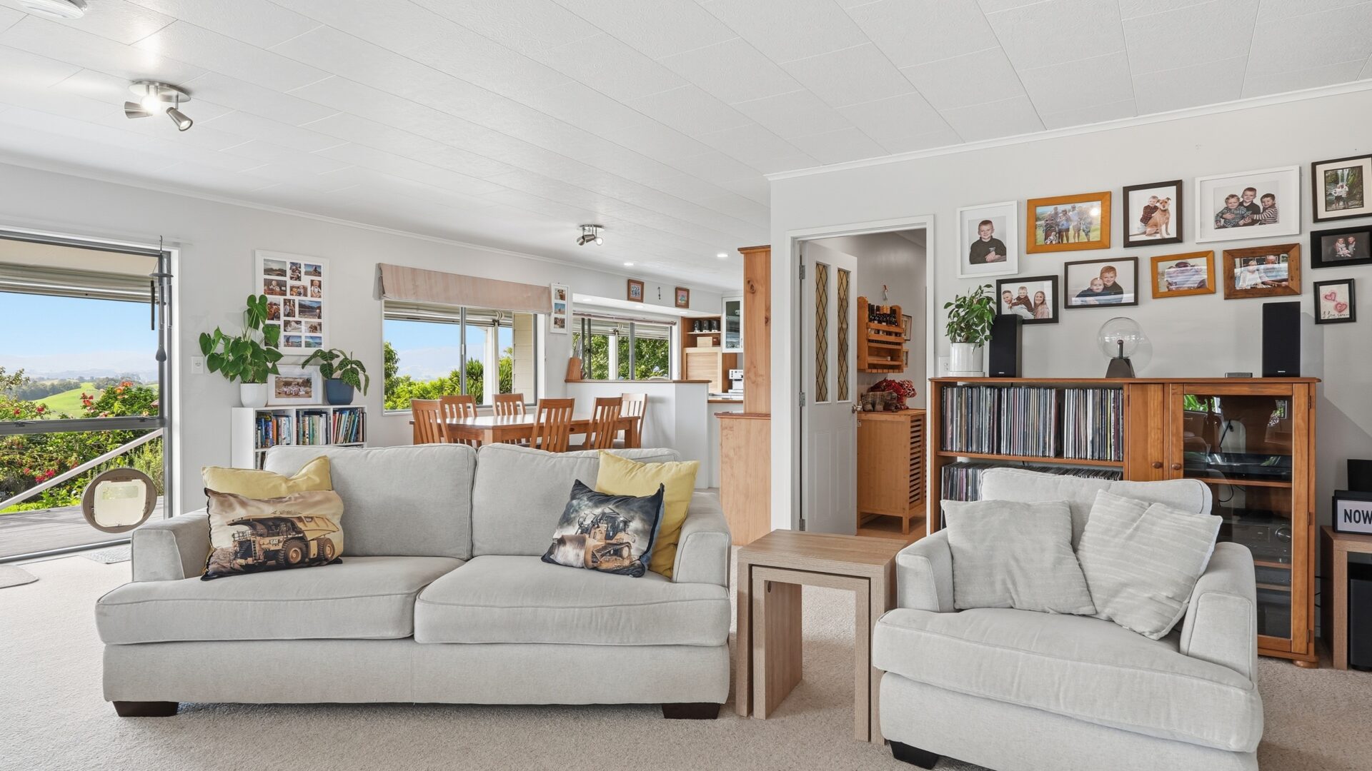 187478609__1771296771-76446-14