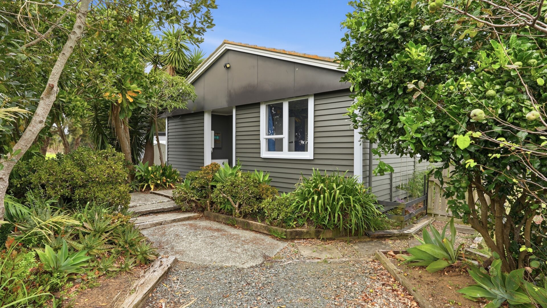 190395738__1772675662-62919-74GriggStreet001