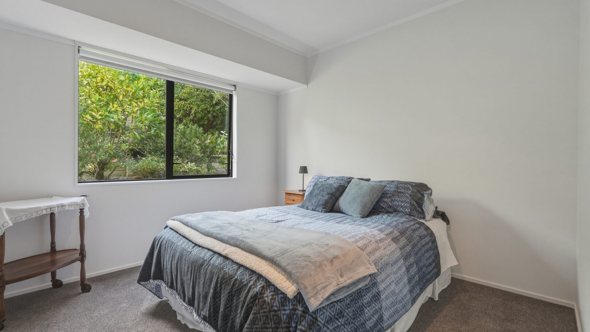 197274854__1776418662-113001-300SH10CableBay016