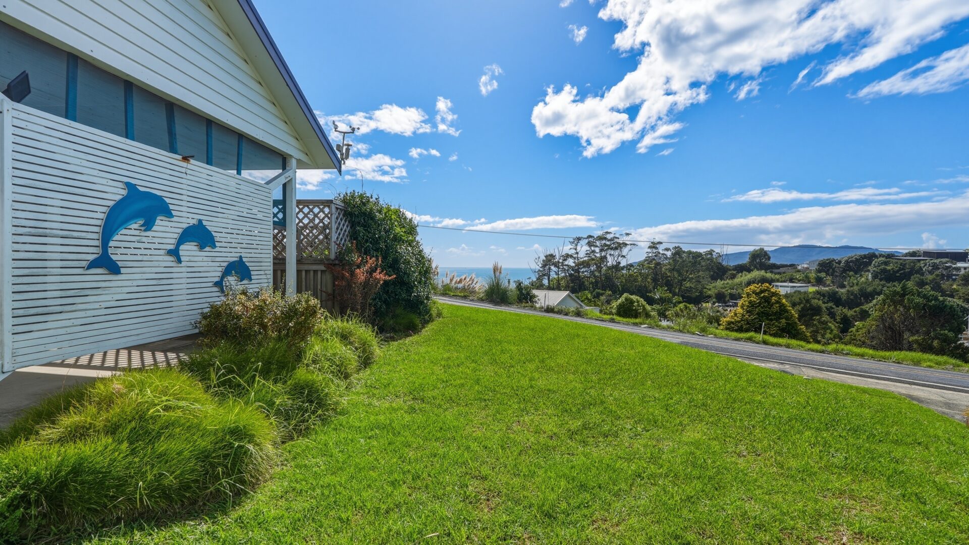 197274860__1776418679-113306-300SH10CableBay003