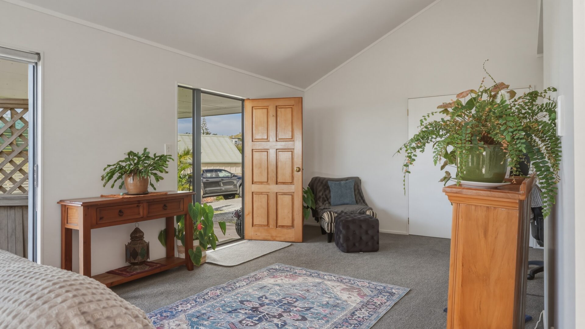 197274867__1776418689-112846-300SH10CableBay015