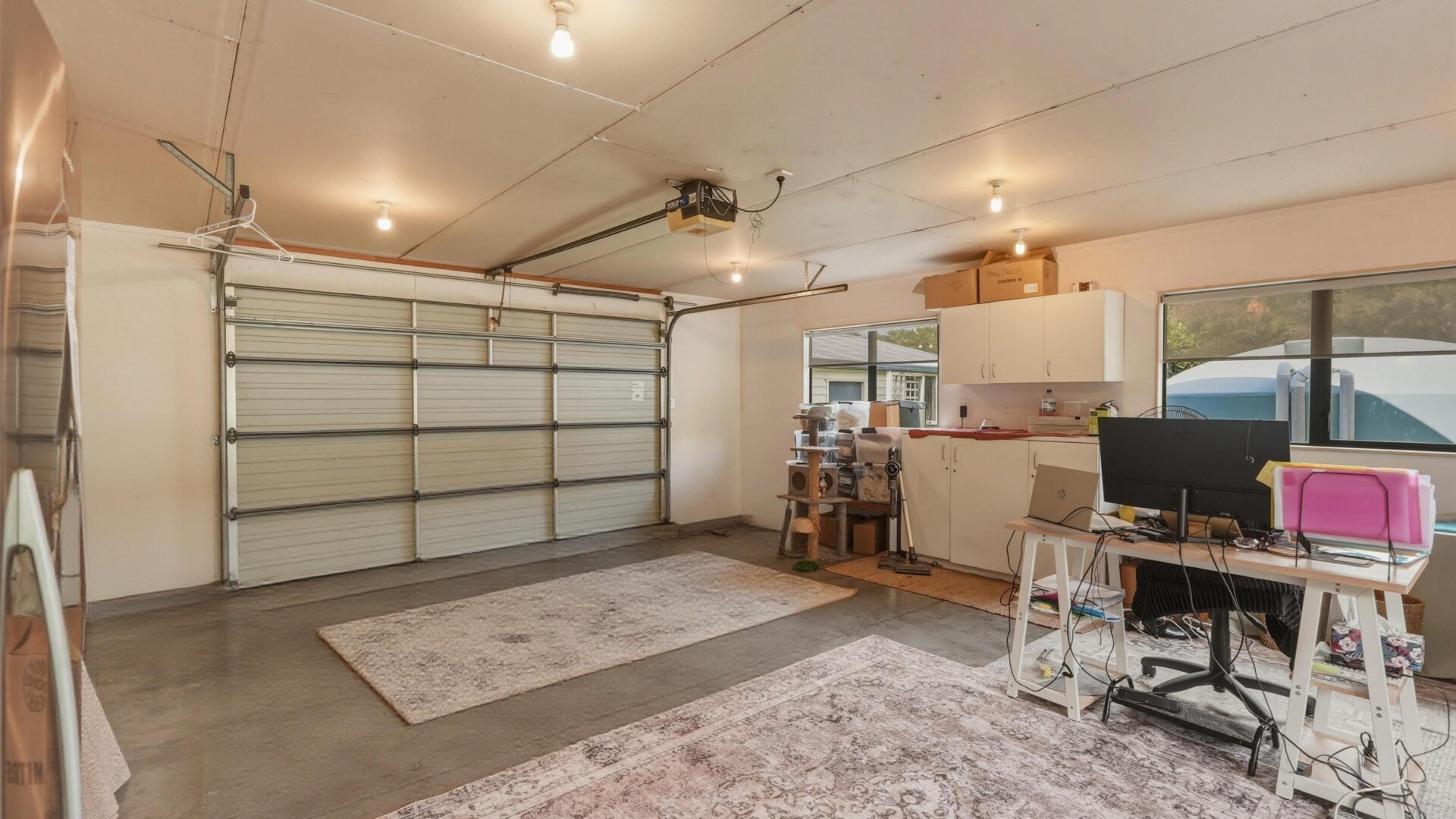 197274884__1776418717-113068-300SH10CableBay023