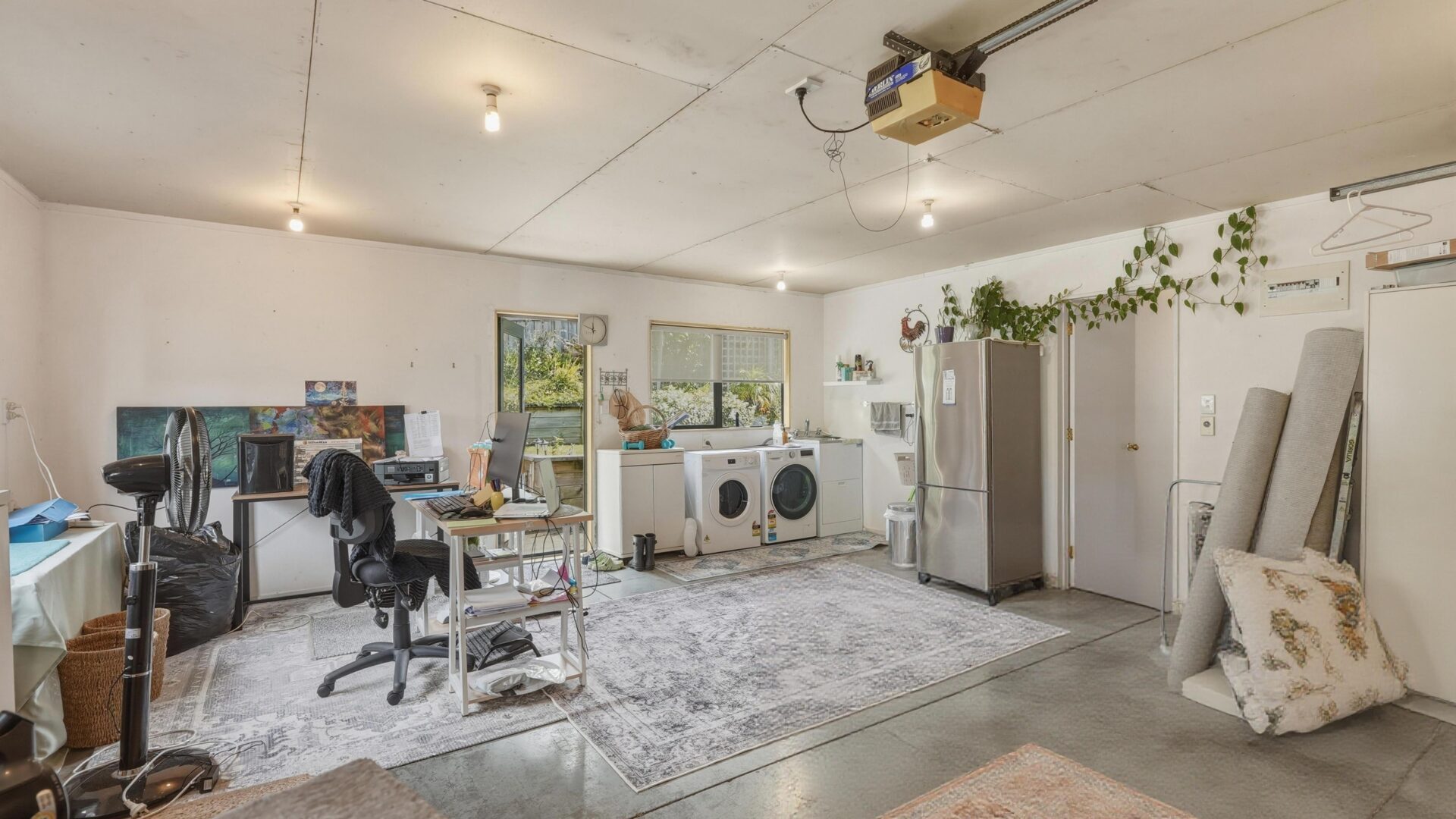 197274885__1776418718-113086-300SH10CableBay024