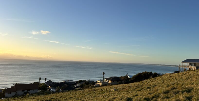 Escape to a Coastal Lifestyle!