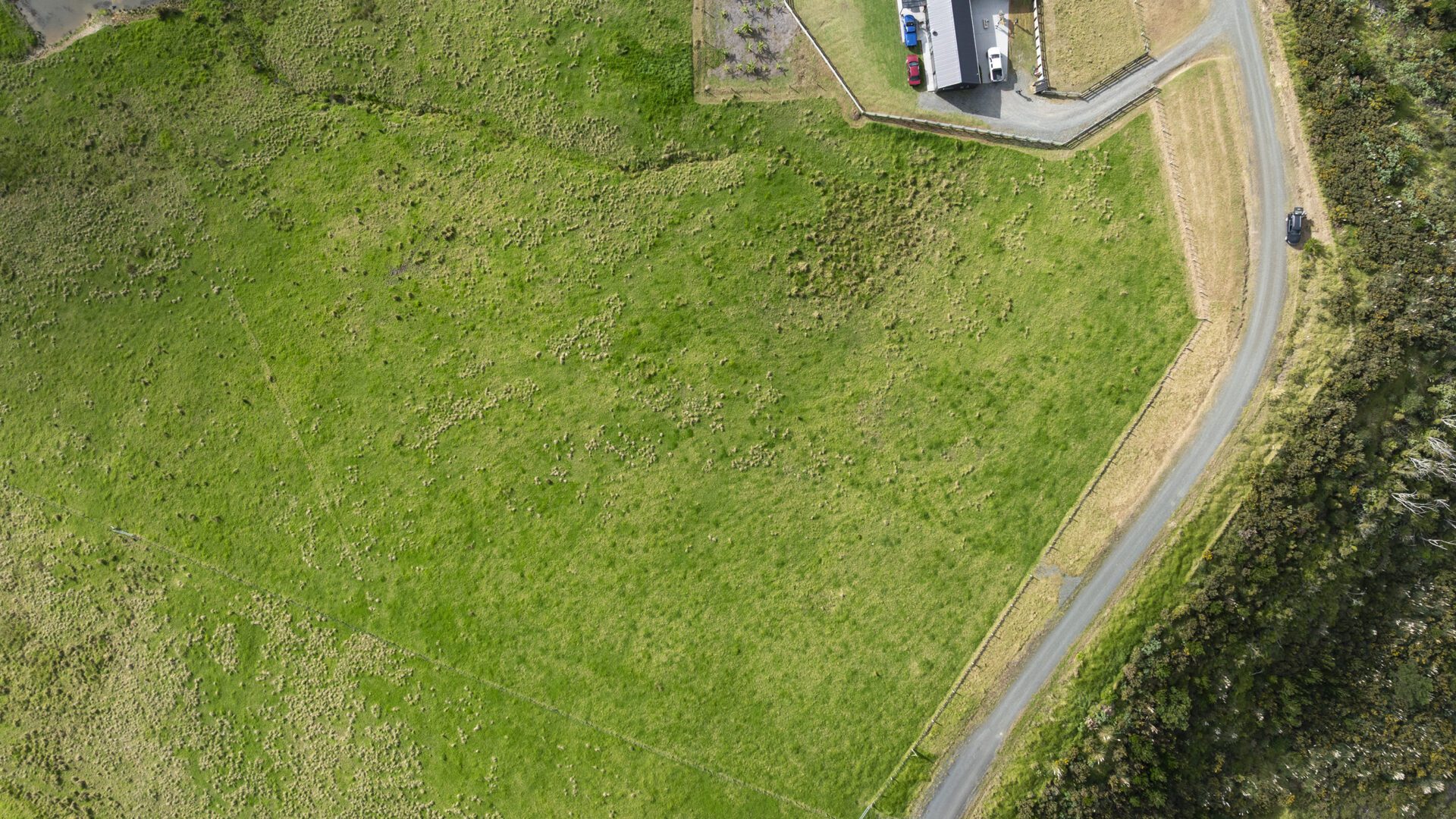 203638015__1780014967-48764-Lot3TaipaViewRd-0615