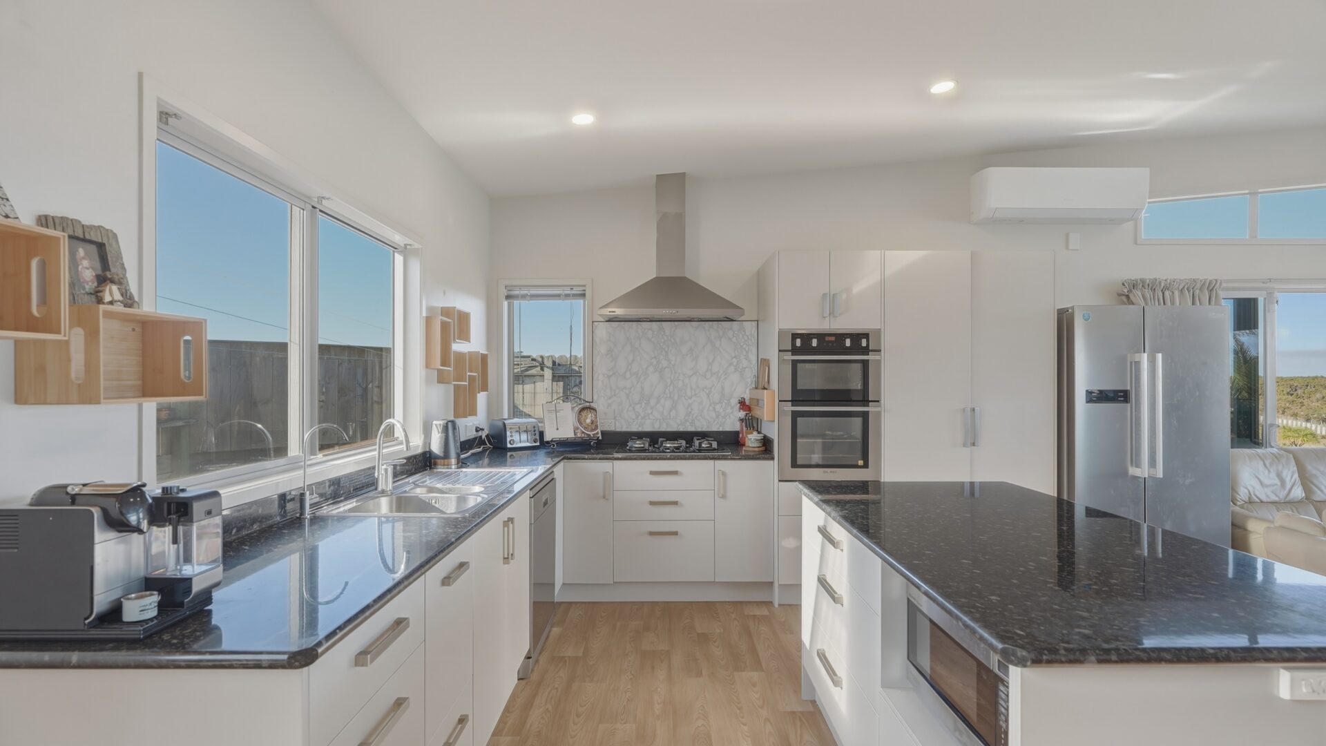 210166131__1784498770-282132-36CarringtonDriveKarikariPeninsula009