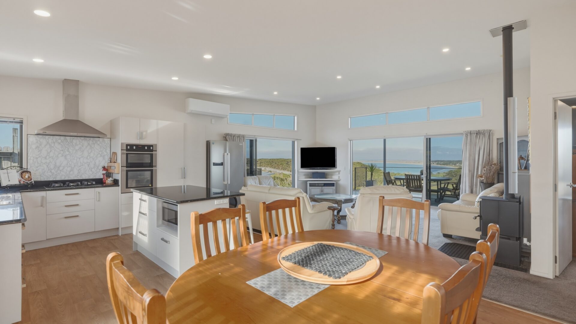 210166134__1784498773-25525-36CarringtonDriveKarikariPeninsula011