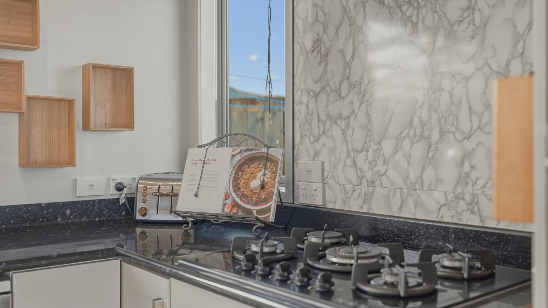 210166147__1784498774-25676-36CarringtonDriveKarikariPeninsula012