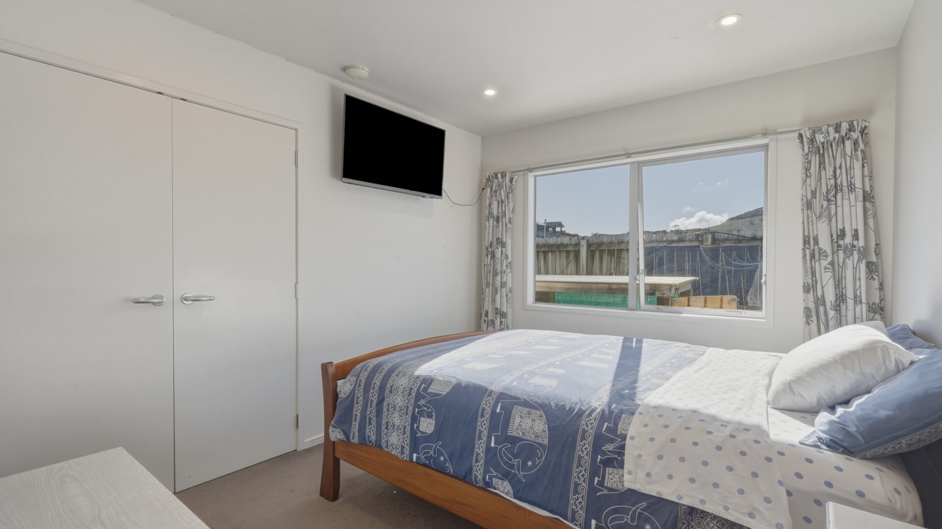 210166207__1784498787-25638-36CarringtonDriveKarikariPeninsula020