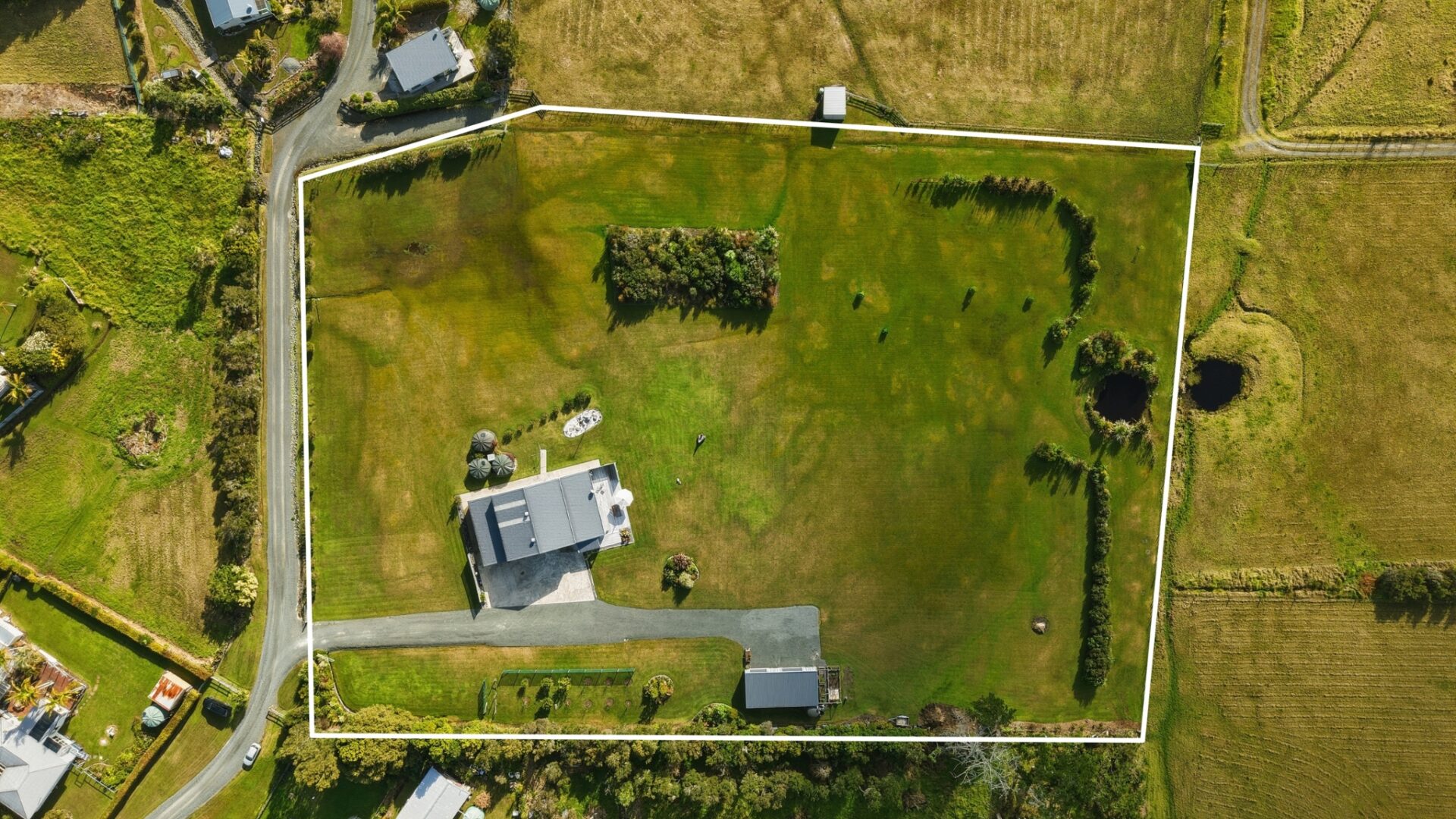 209777425__1784155410-28482-5077ASH10Kaingaroa006