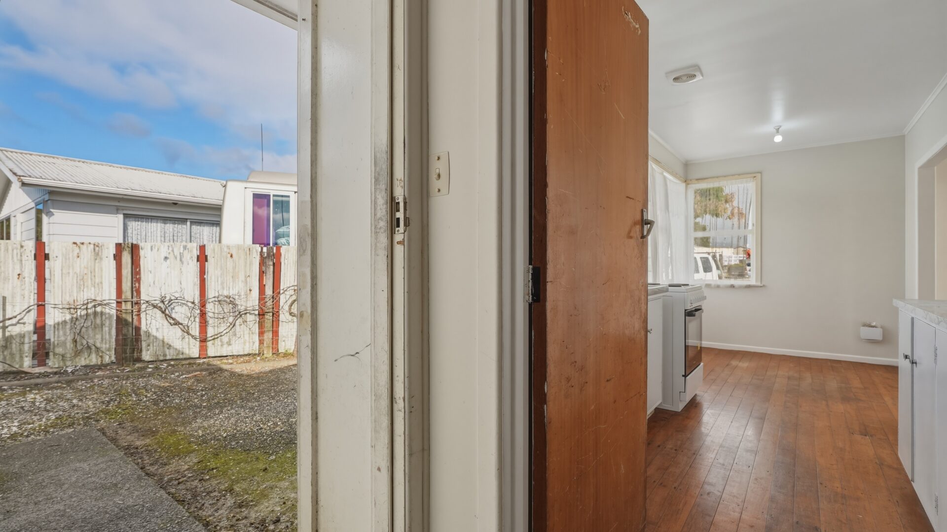 212732401__1785733204-85786-5DunnStreetKaitaia004