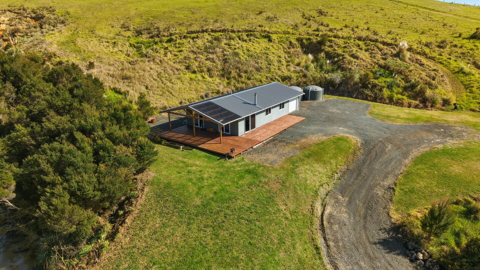 212742508__1785738332-112642-46FryerRoadKaitaia010