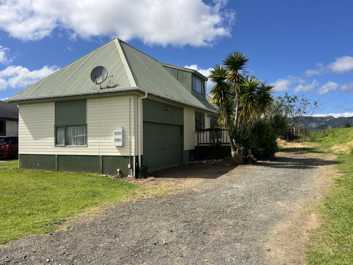 Two Bedroom Rongopai Place!