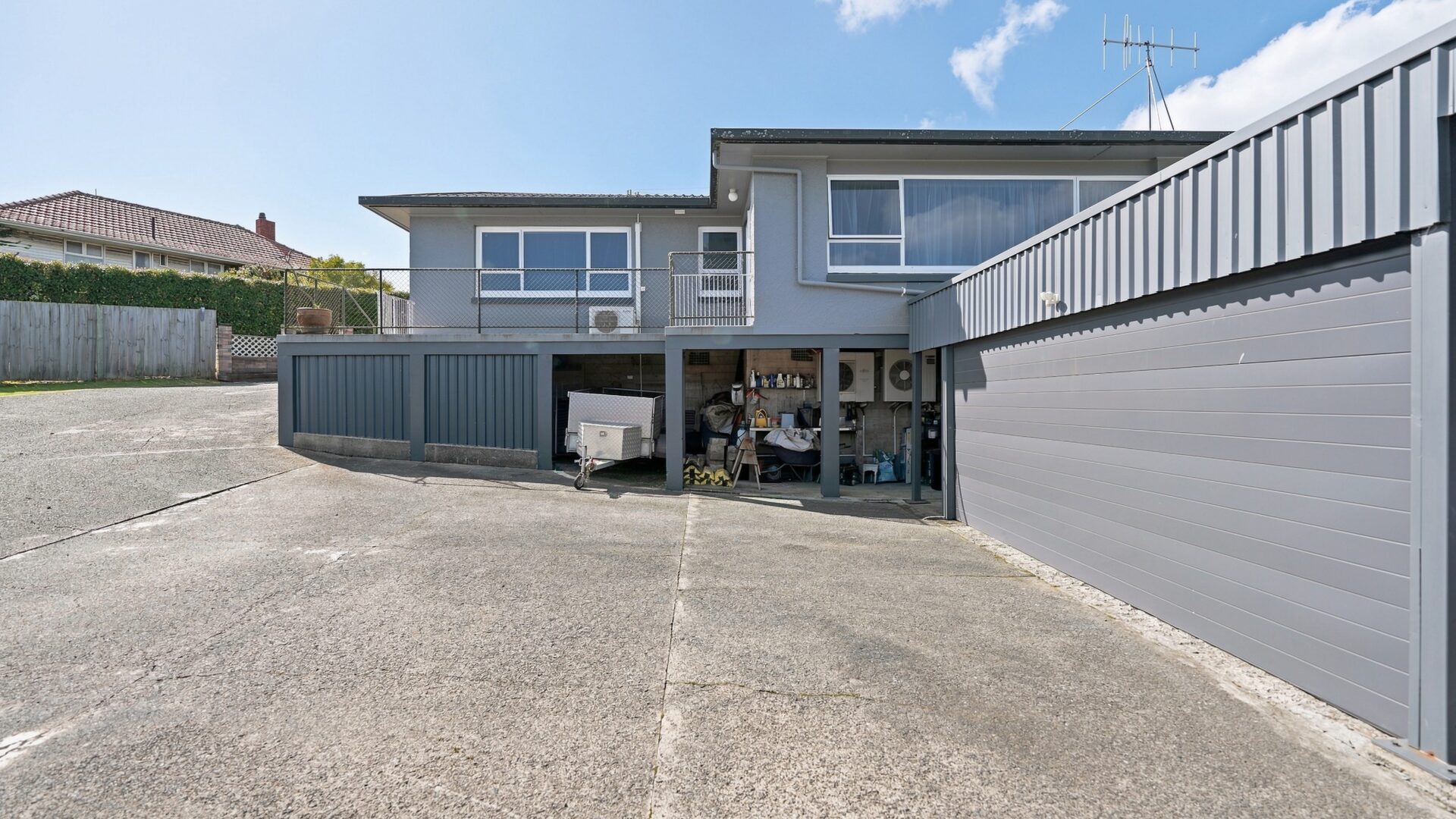 217842902__1788750258-65649-5TeAhuStreet021