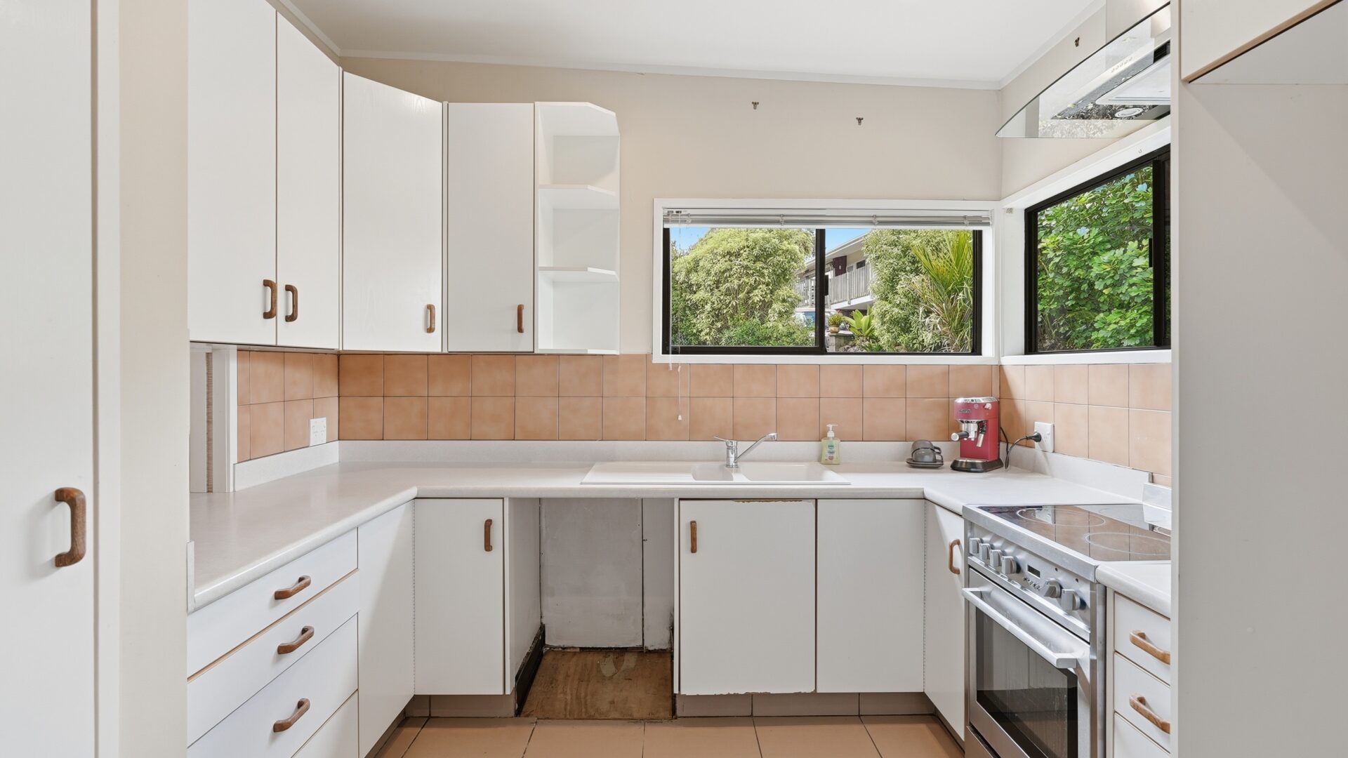 223308094__1791862782-238496-11FreeholdLaneWhangarei009
