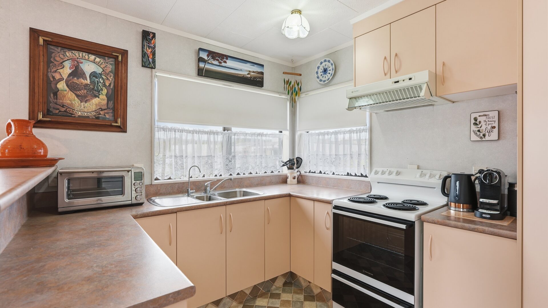 223636703__1792010973-201177-22MatthewsAvenueKaitaia008