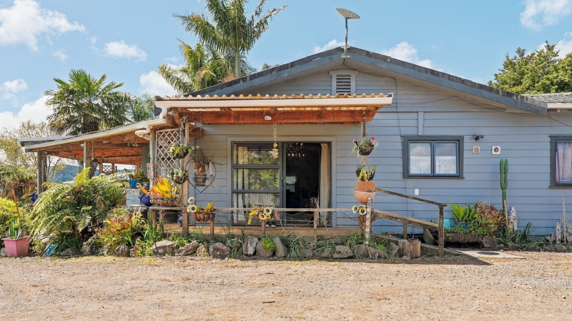 223679460__1792018032-39878-127BOmaunuRoadKaeo007.jpg